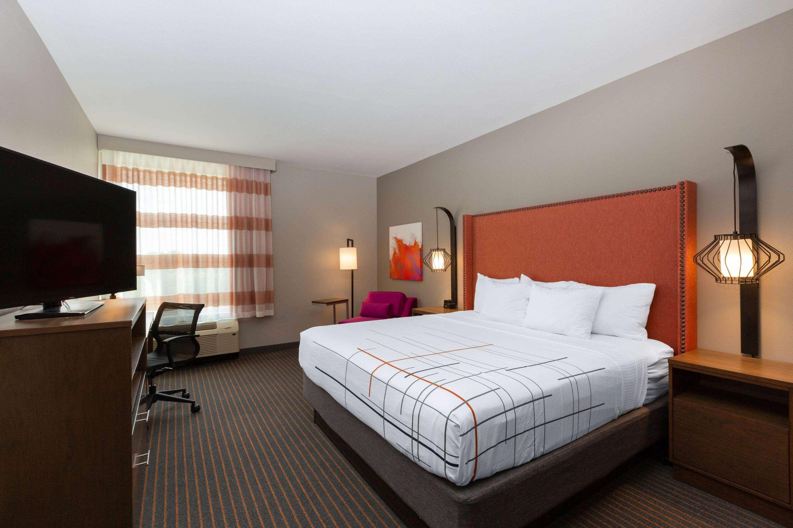 La Quinta By Wyndham Altoona Des Moines Exterior foto