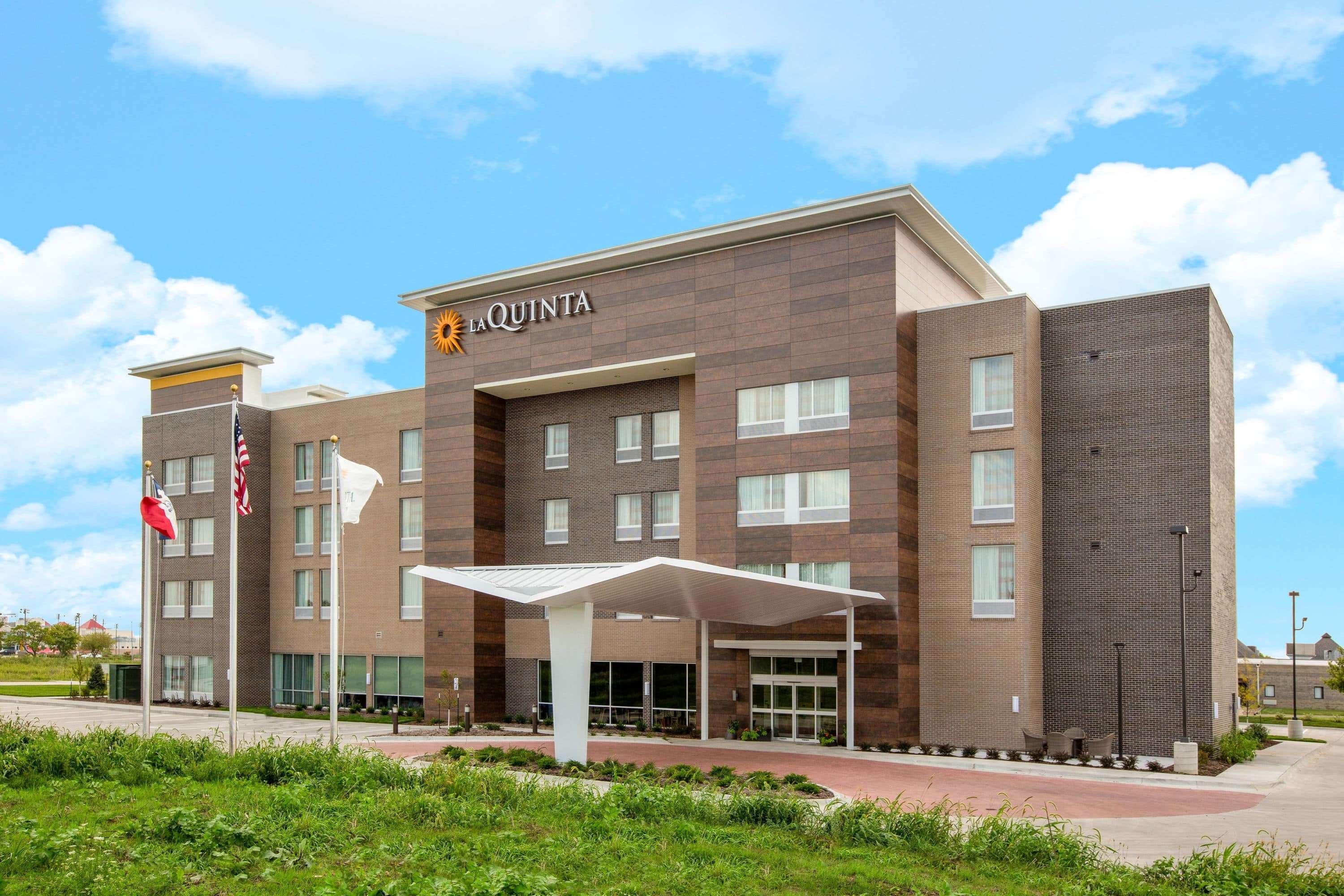 La Quinta By Wyndham Altoona Des Moines Exterior foto