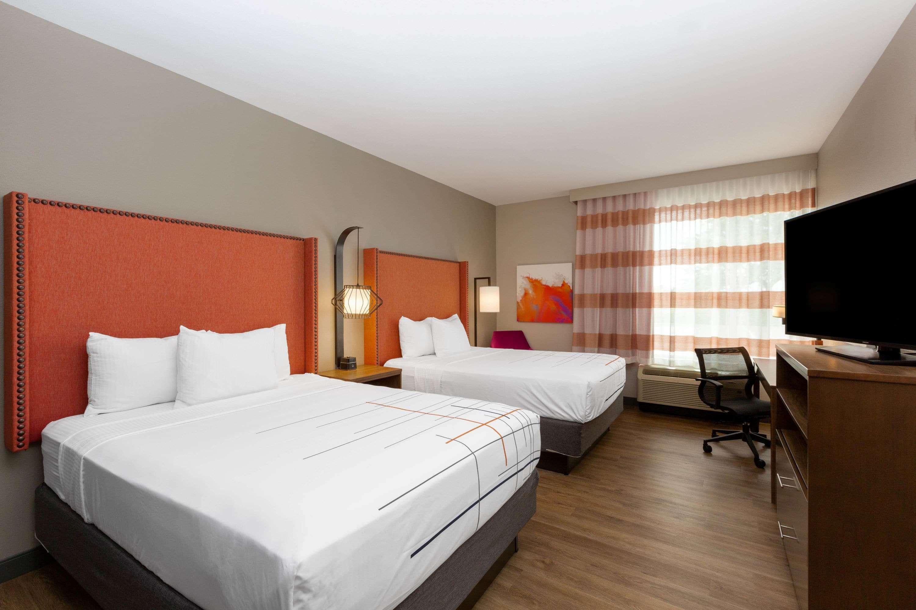 La Quinta By Wyndham Altoona Des Moines Exterior foto